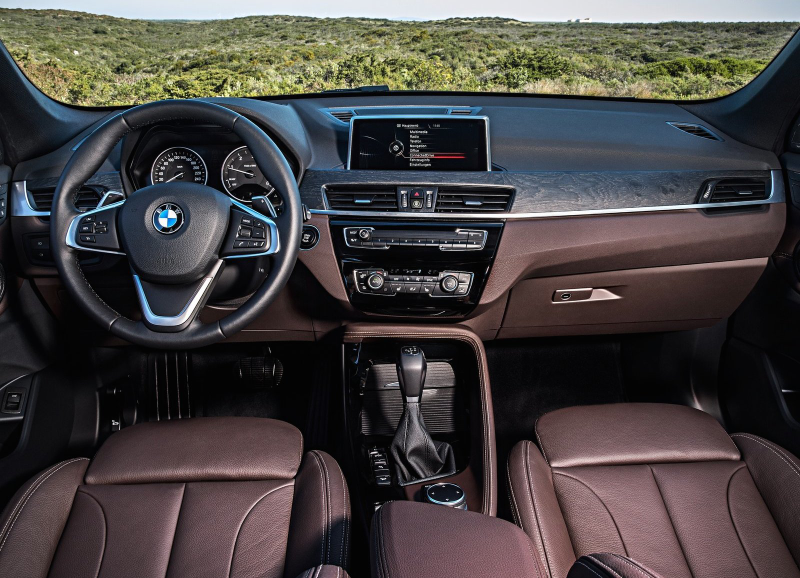 Illustration for article titled 2016 BMW X1: This Is It